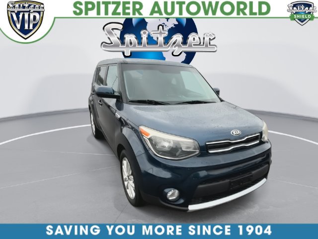 Used 2017 Kia Soul + FWD image 4