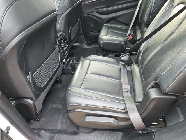 Used 2024 Jeep Grand Cherokee L Limited w/ Luxury Tech Group II image 15