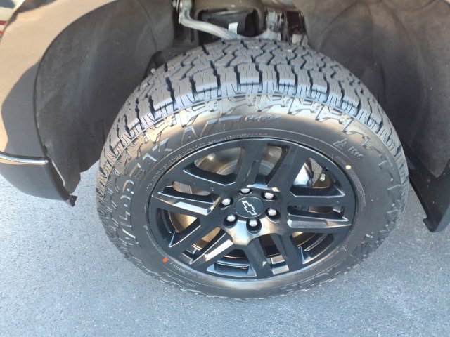 Used 2024 Chevrolet Silverado 1500 LT Trail Boss w/ Protection Package AWD/4WD image 4