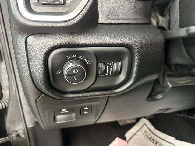 Used 2020 RAM 1500 Laramie w/ Sport Appearance Package AWD/4WD image 19