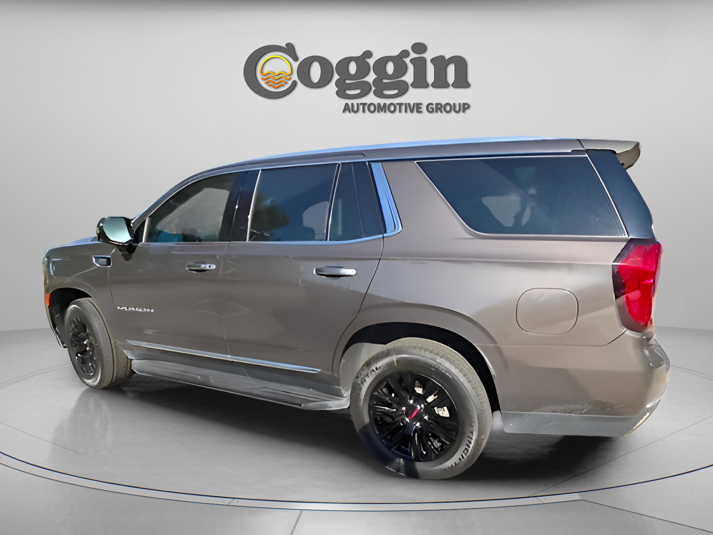 Used 2021 GMC Yukon SLT w/ SLT Premium Package image 9