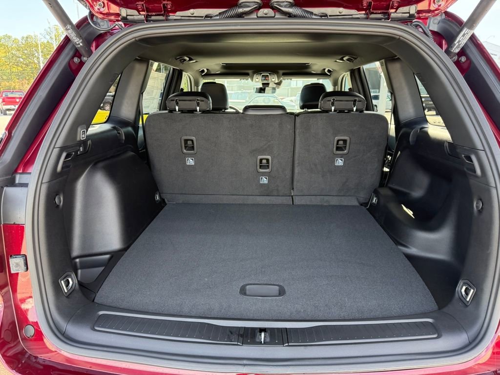 New 2025 Jeep Grand Cherokee Laredo image 23