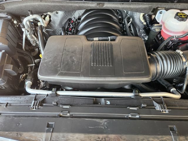 Used 2026 Chevrolet Tahoe Premier AWD/4WD image 36