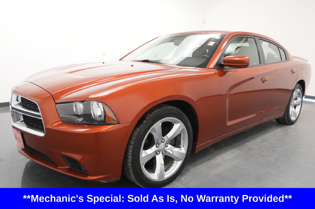Used 2013 Dodge Charger SXT Plus RWD image 3