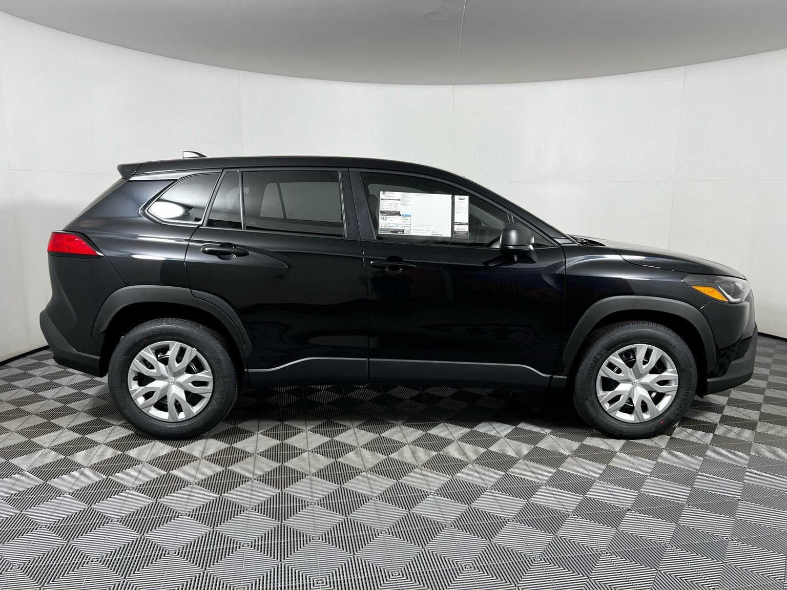 New 2026 Toyota Corolla Cross L image 4