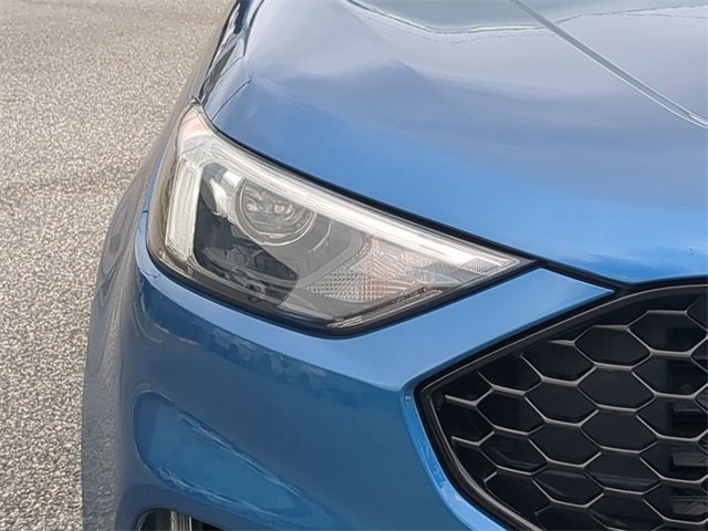 Used 2020 Ford Edge ST image 25