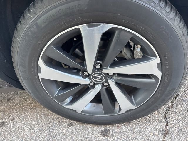 Used 2018 Lexus NX 300 AWD w/ Premium Package image 3