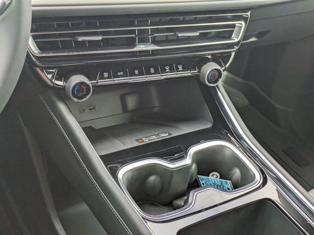 New 2026 Chevrolet Traverse LT w/ Sun and Wheel Package image 21