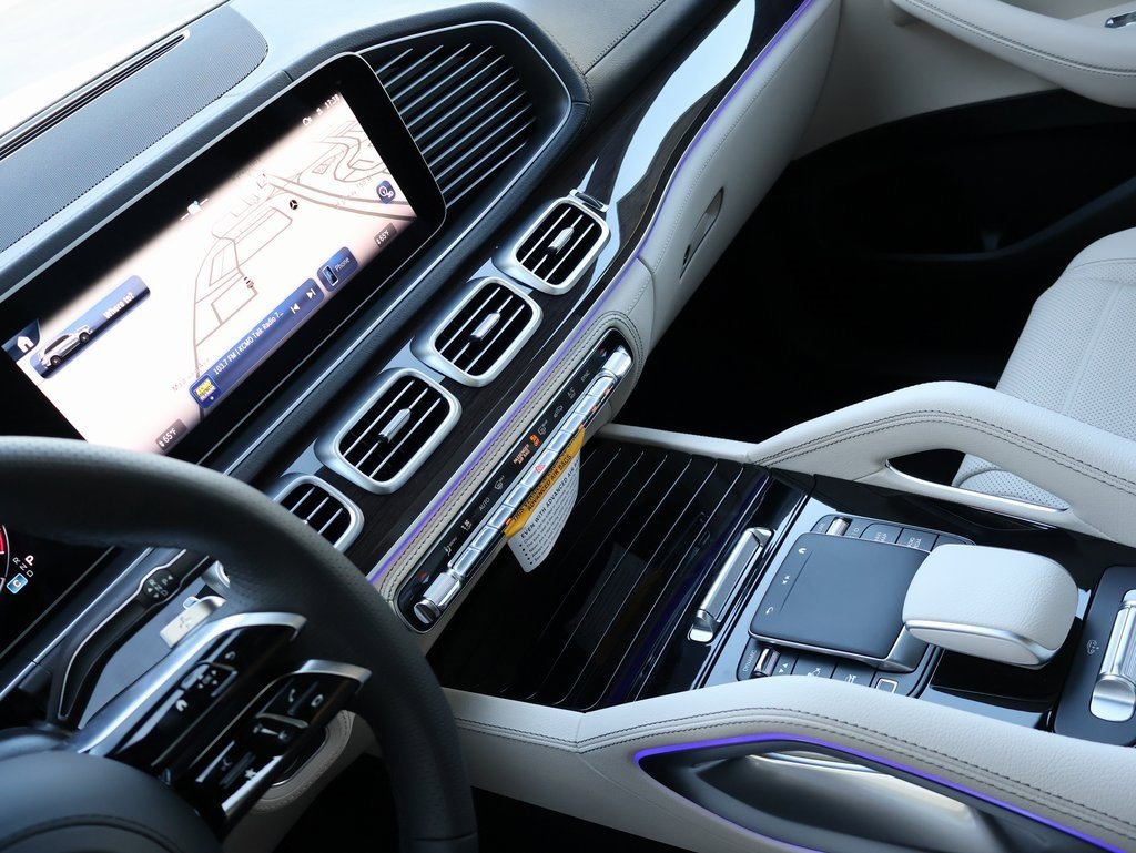 New 2026 Mercedes-Benz GLS 580 4MATIC image 23