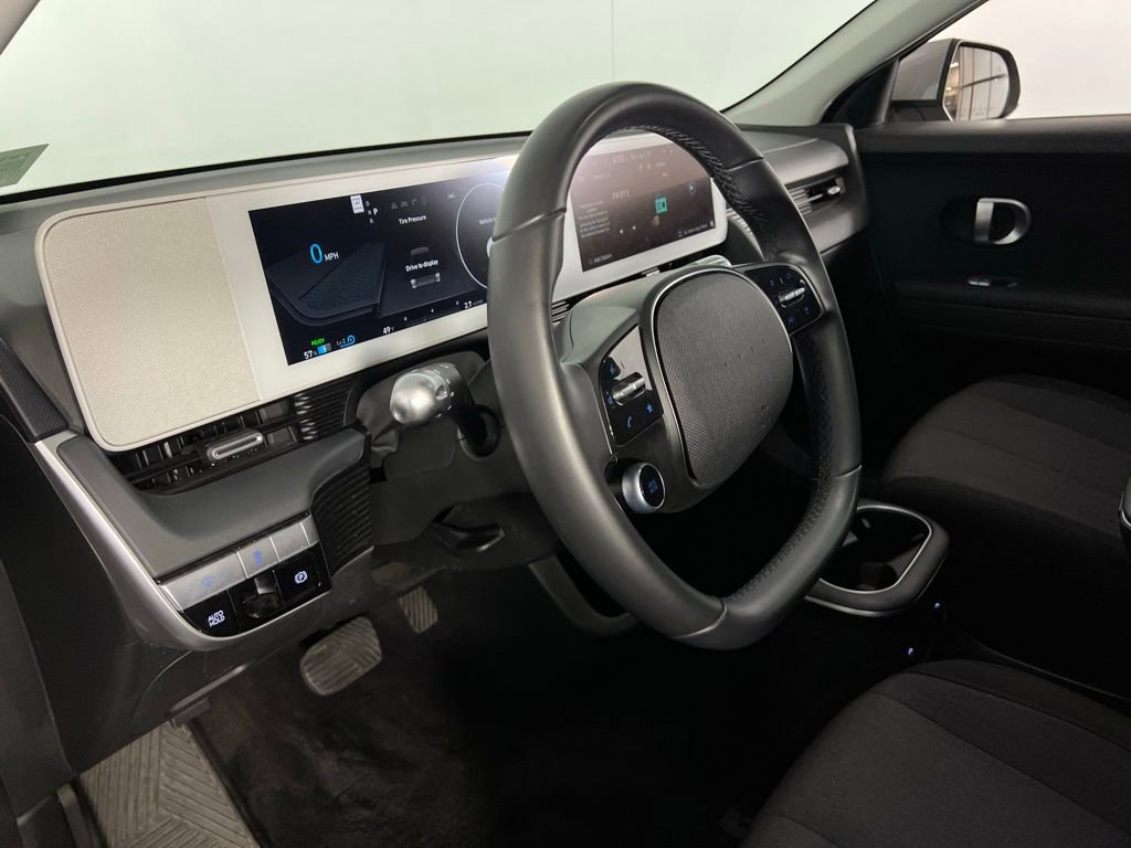 Used 2024 Hyundai Ioniq 5 SE image 19