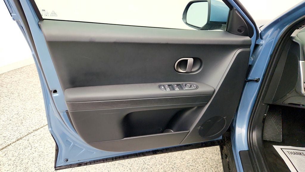 Used 2025 Hyundai Ioniq 5 SEL RWD image 10