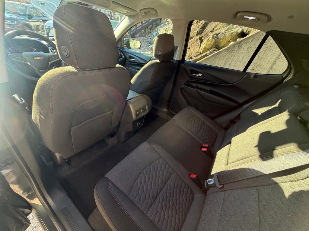 Used 2020 Chevrolet Equinox LT image 19