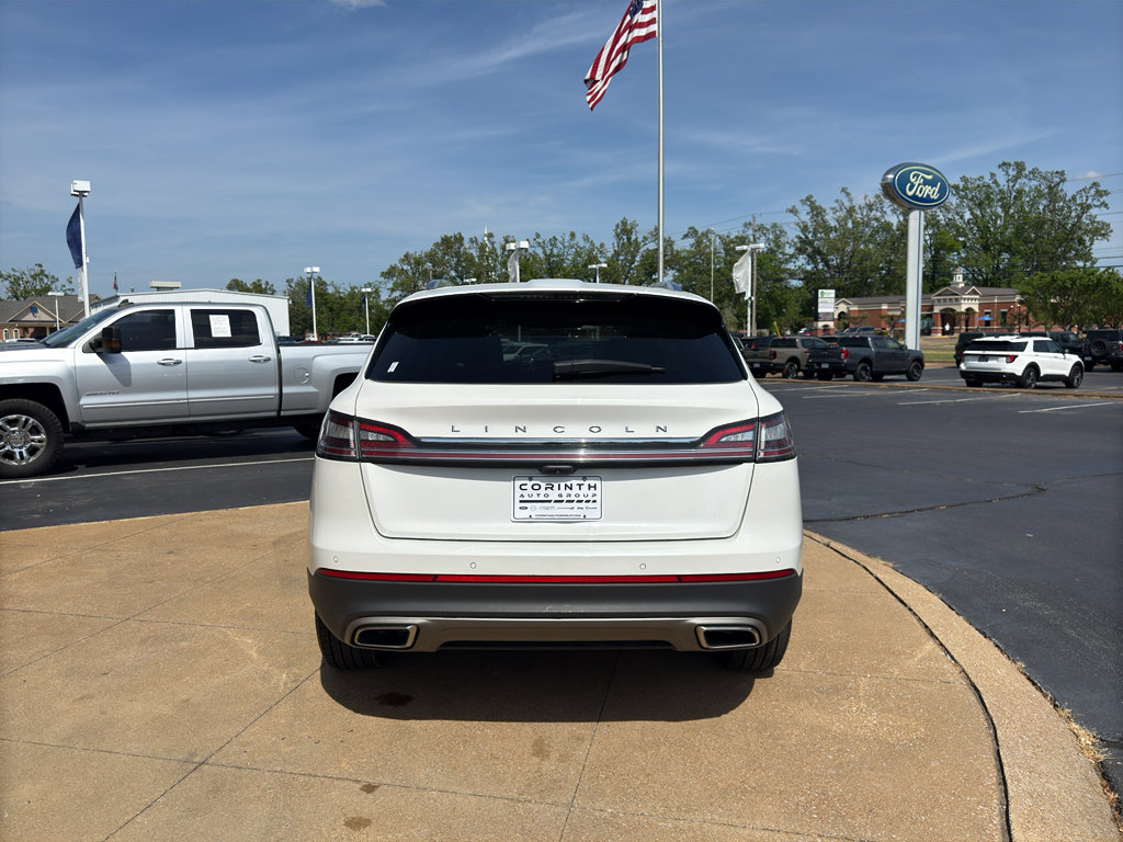 Used 2023 Lincoln Nautilus Reserve image 4