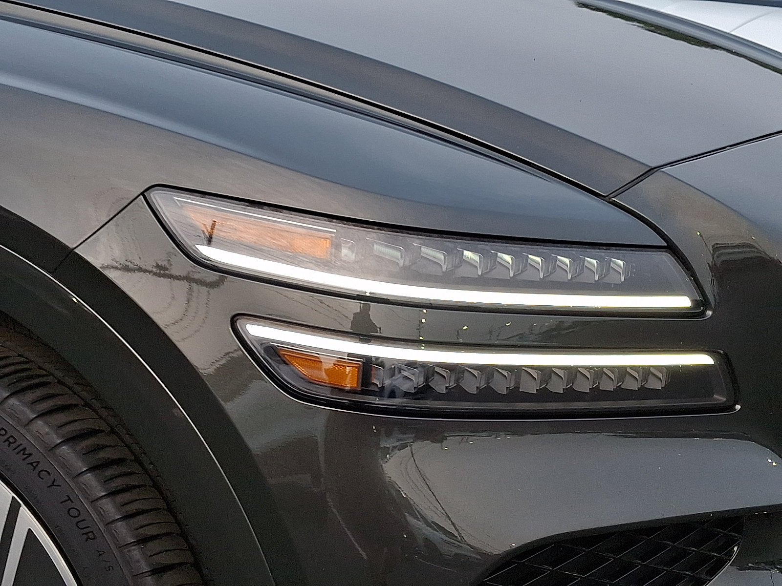 Certified 2025 Genesis GV80 3.5T Prestige AWD/4WD image 9