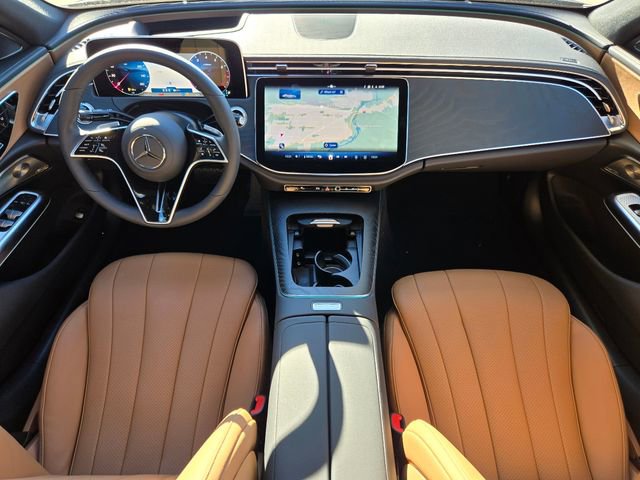 New 2026 Mercedes-Benz E 350 4MATIC Sedan image 2