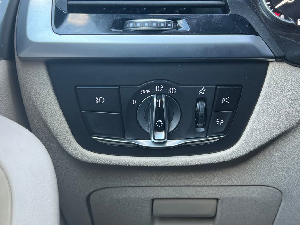 Used 2019 BMW X3 xDrive30i w/ Driving Assistance Package AWD/4WD image 22