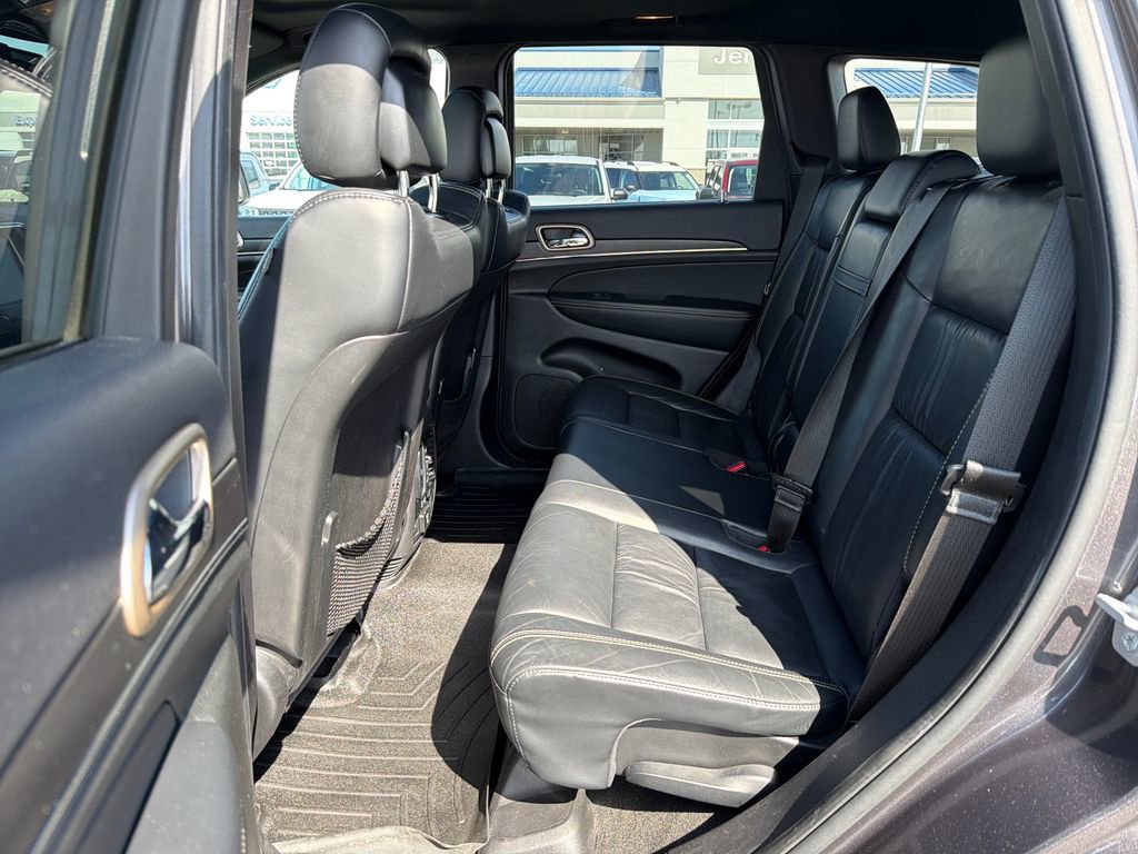 Used 2015 Jeep Grand Cherokee Limited image 25
