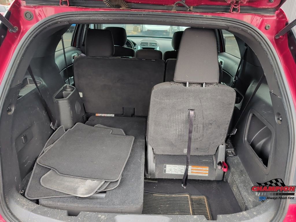 Used 2013 Ford Explorer XLT image 19