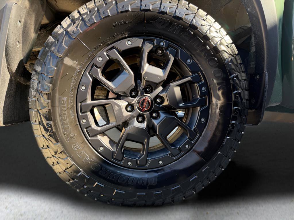 Used 2022 Nissan Frontier PRO-4X w/ Pro-4X Premium Package image 27