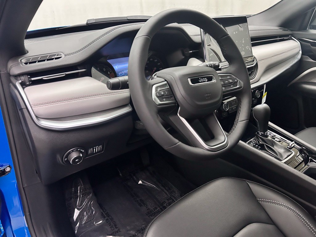 New 2026 Jeep Compass Limited AWD/4WD image 11