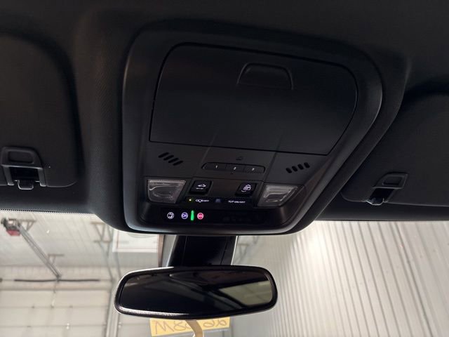 Certified 2024 Chevrolet Blazer RS w/ Enhanced Convenience Package AWD/4WD image 18