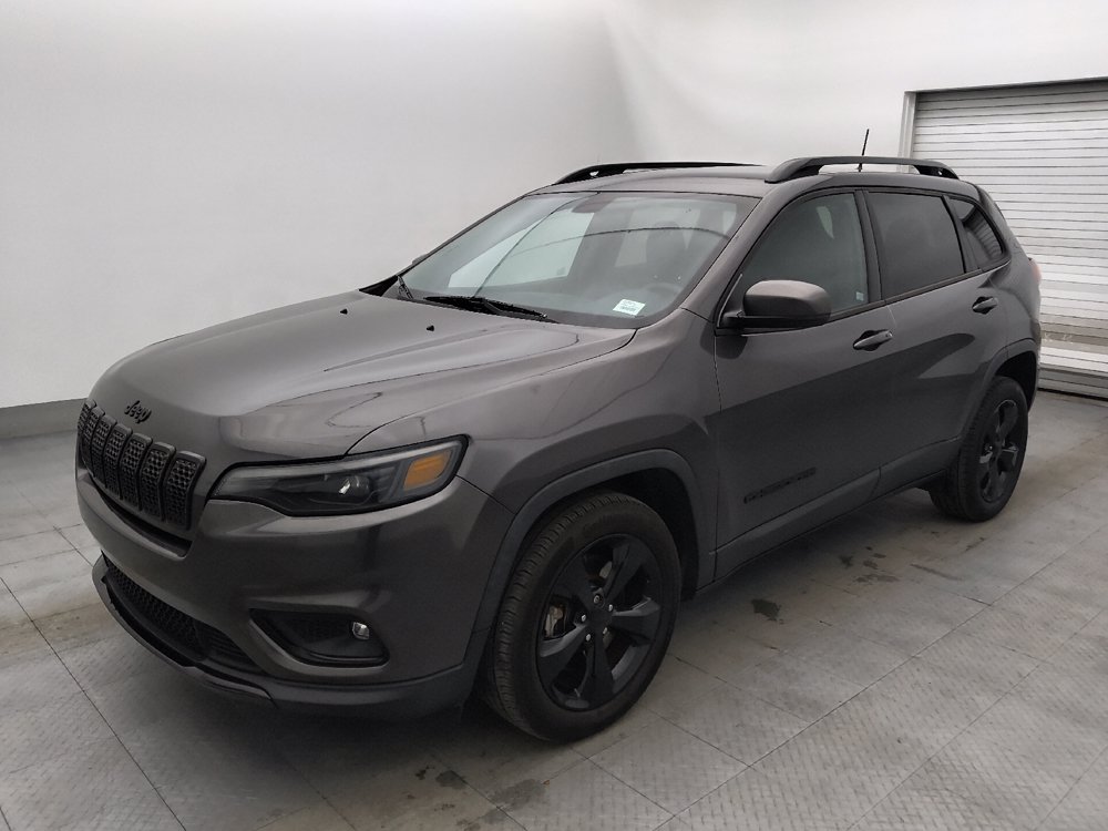 Used 2020 Jeep Cherokee Latitude Plus FWD image 2