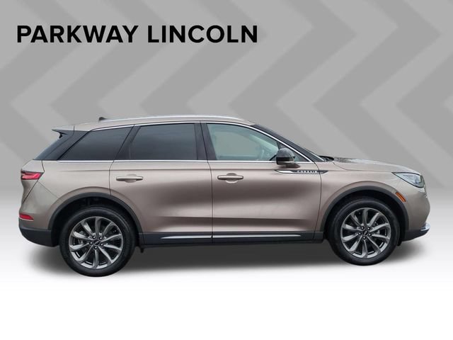 Used 2021 Lincoln Corsair FWD w/ Premium Package image 6