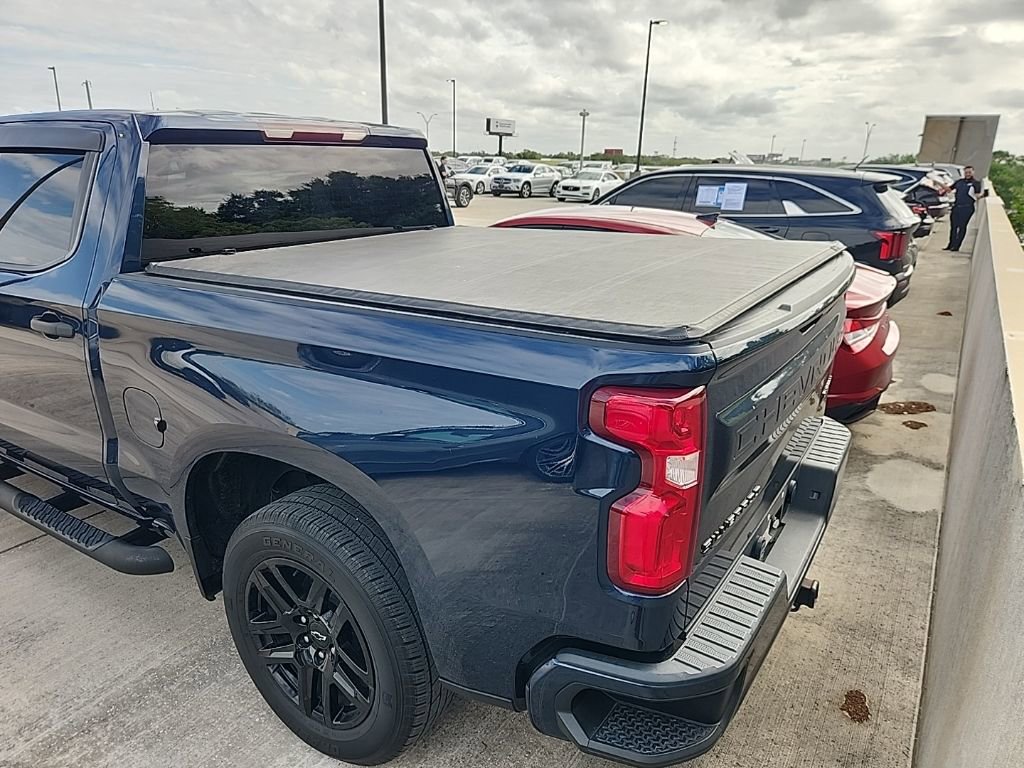 Used 2021 Chevrolet Silverado 1500 Custom w/ LPO, Blackout Package image 7