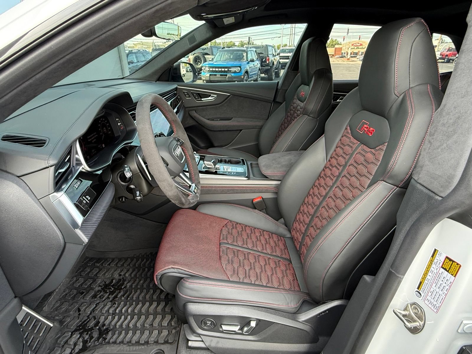 Used 2026 Audi RS Q8 performance AWD/4WD image 13