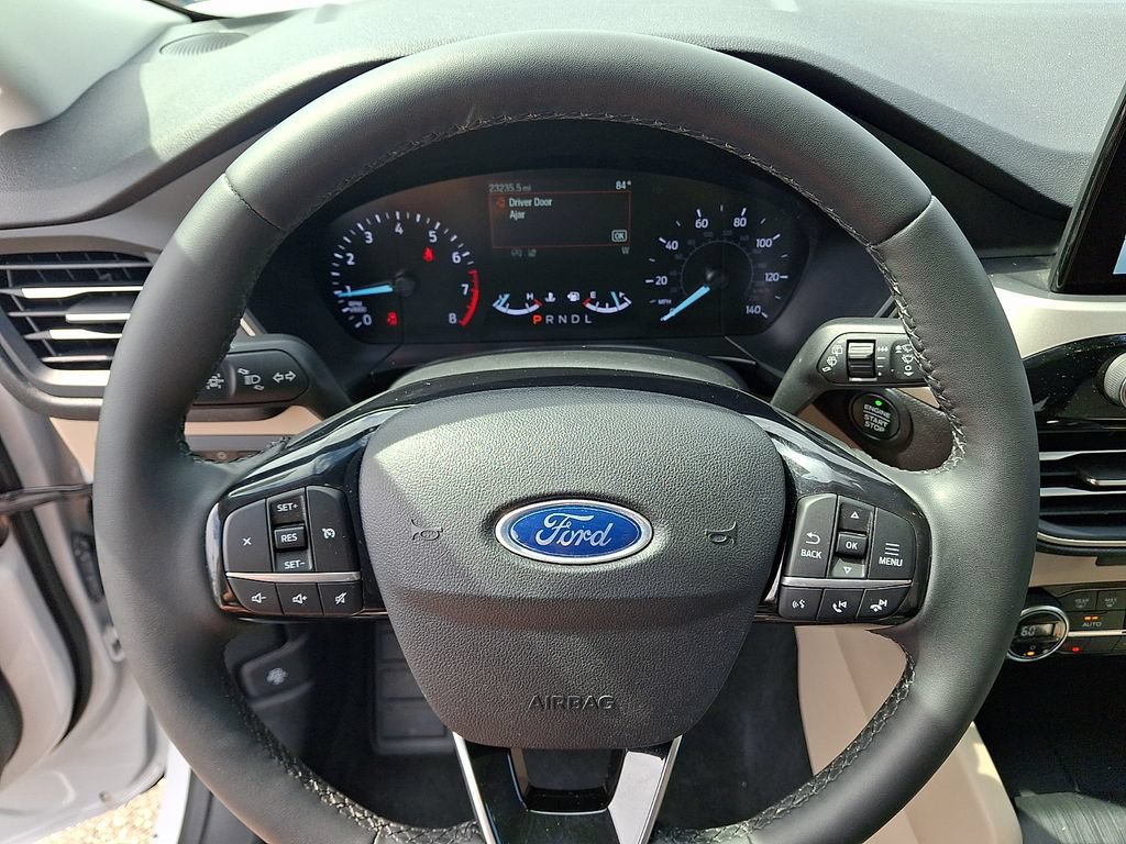 Used 2021 Ford Escape SEL FWD image 19