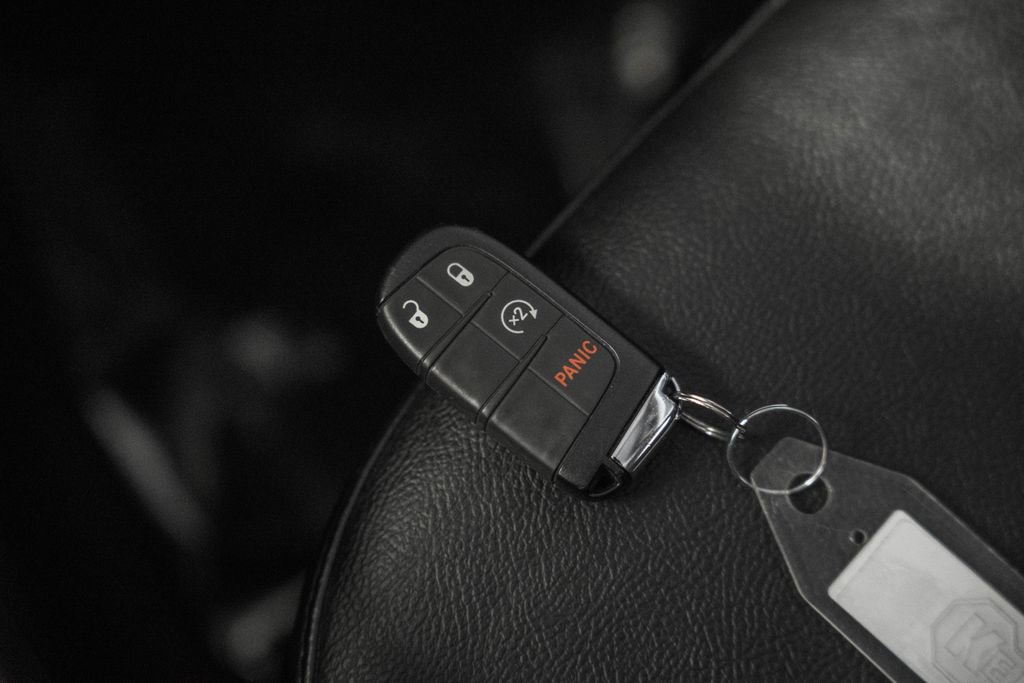 Used 2022 Jeep Compass Limited image 51