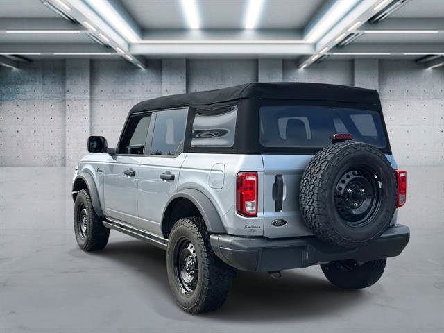 Used 2023 Ford Bronco Black Diamond image 6