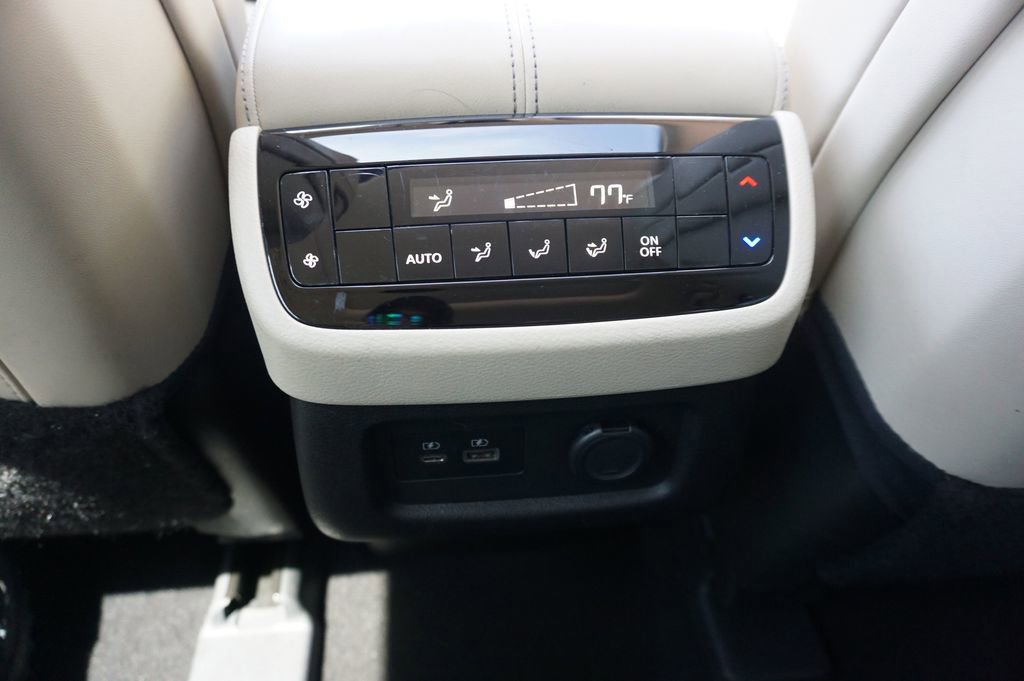 Used 2023 INFINITI QX60 Luxe image 16