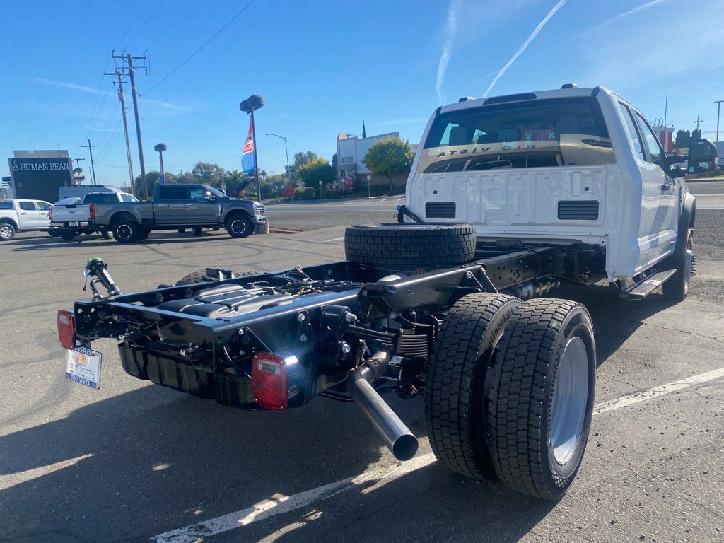 New 2026 Ford F550 4x4 SuperCab Super Duty image 8