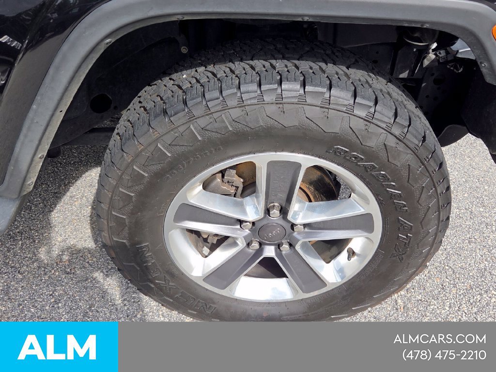 Used 2021 Jeep Wrangler Unlimited Sahara AWD/4WD image 20