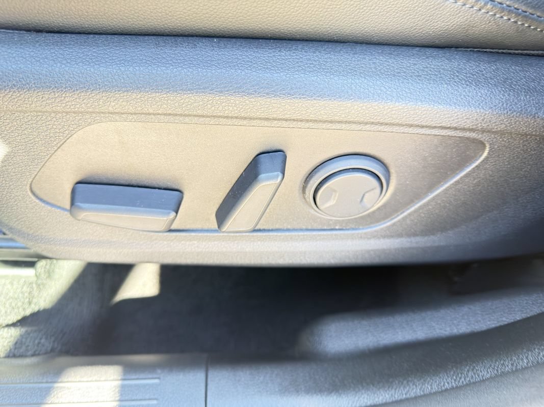 Used 2023 Kia Sportage EX FWD image 26