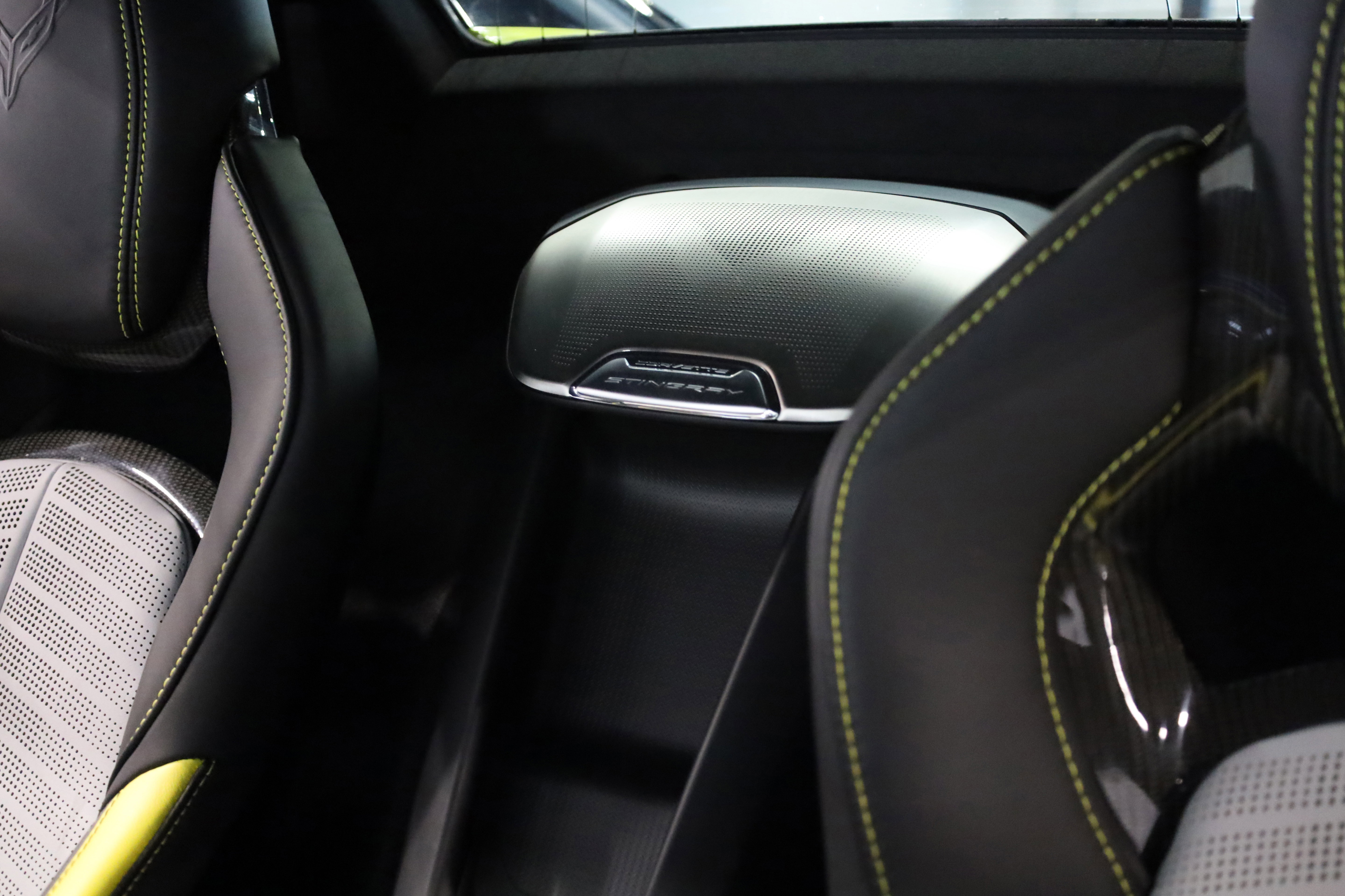 Used 2022 Chevrolet Corvette Stingray Premium Conv w/ Z51 Performance Package image 38