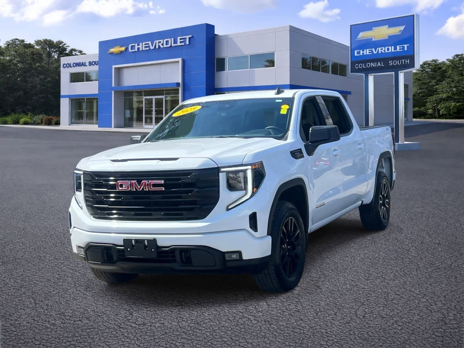 Certified 2025 GMC Sierra 1500 Elevation video 2