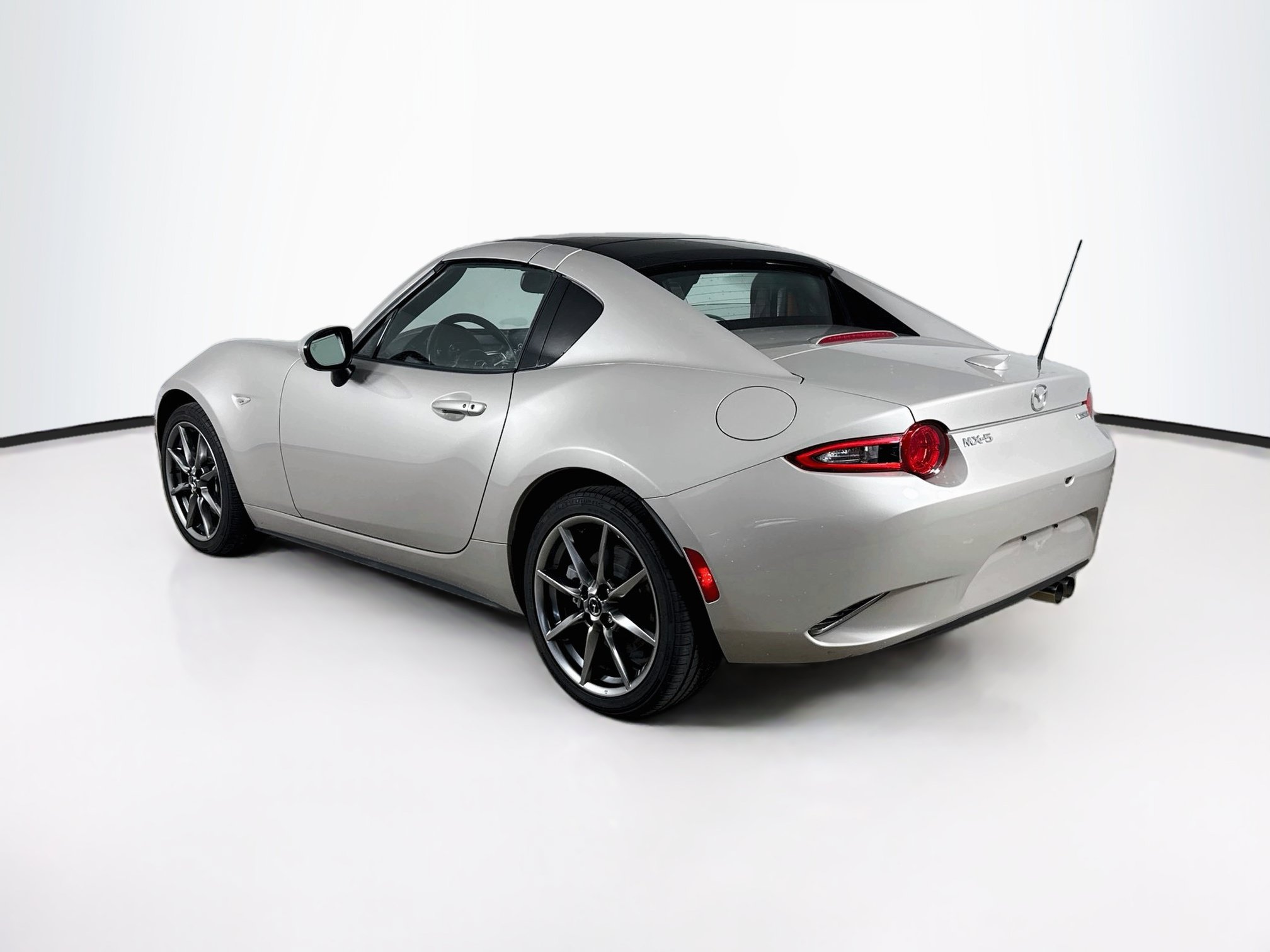 Used 2023 MAZDA MX-5 Miata Grand Touring RWD image 27
