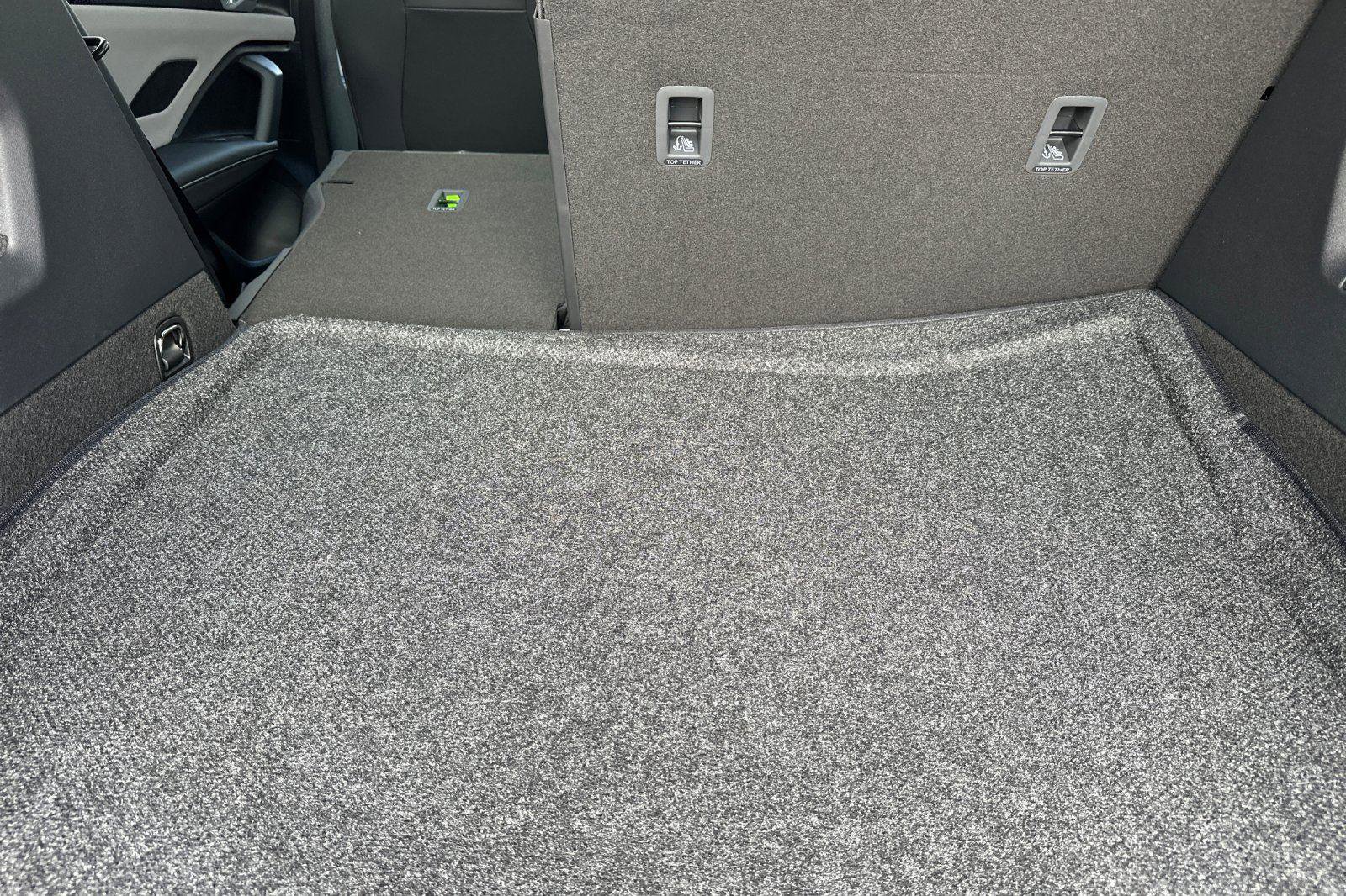 New 2026 Volkswagen Tiguan SE R-Line image 14