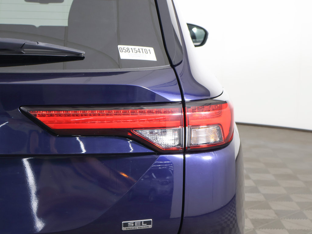 Used 2022 Mitsubishi Outlander SEL AWD/4WD image 17