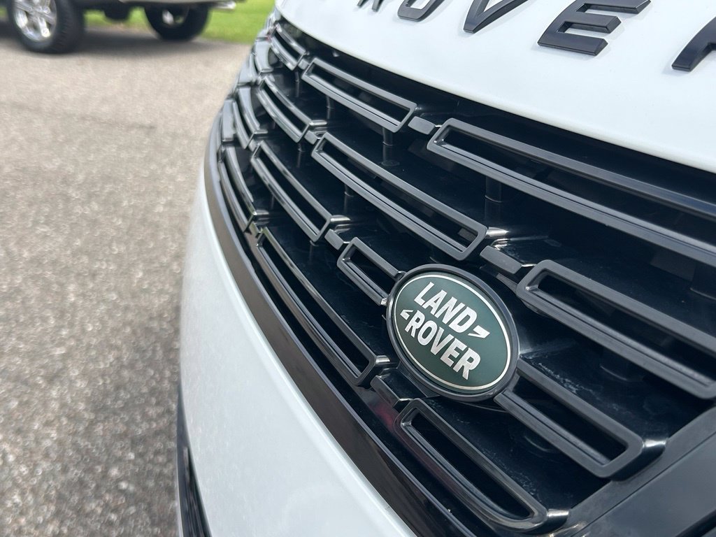 Used 2025 Land Rover Range Rover Sport SE AWD/4WD image 35