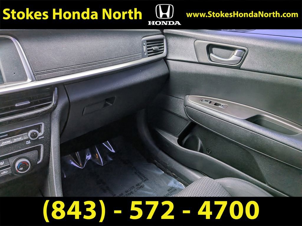Used 2020 Kia Optima LX image 15