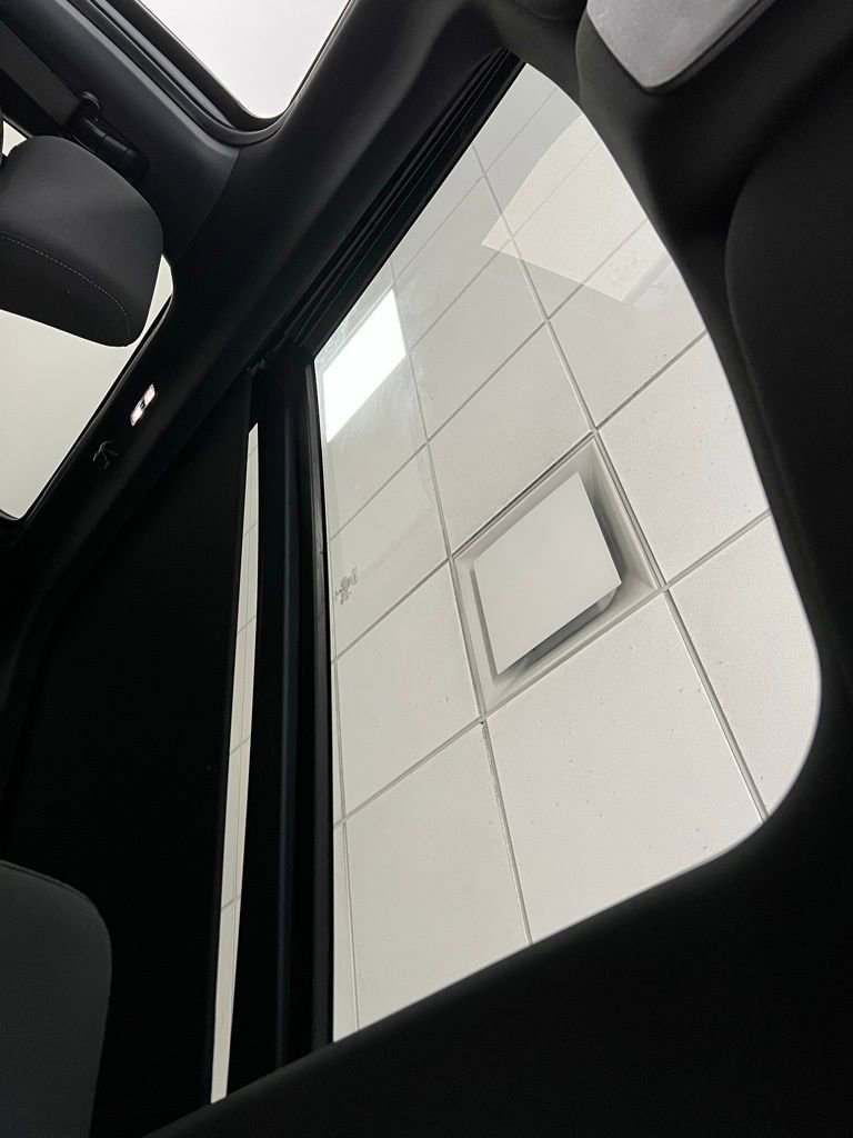 Used 2022 Ford F150 XLT w/ Equipment Group 302A High AWD/4WD image 54