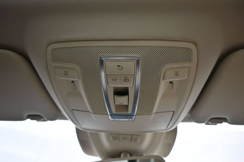 Used 2018 Mercedes-Benz GLS 450 4MATIC image 33
