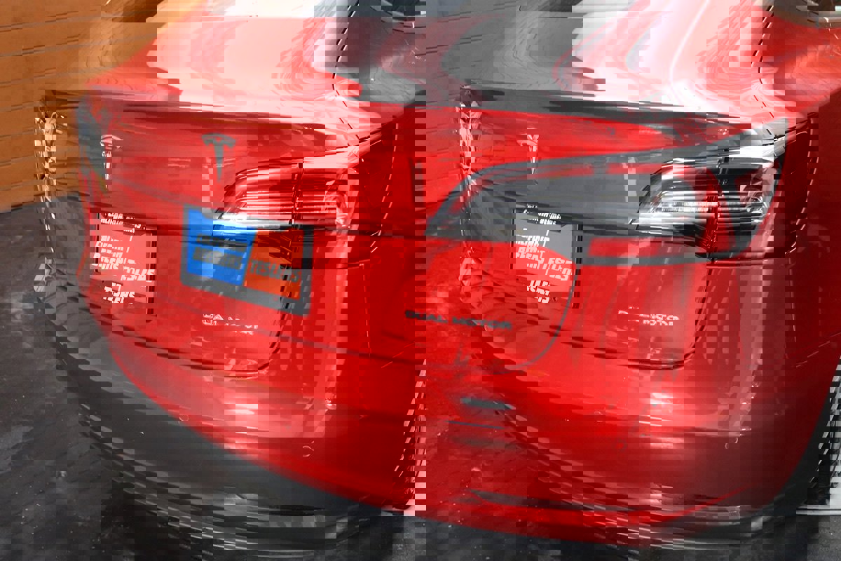 Used 2020 Tesla Model 3 Long Range image 45