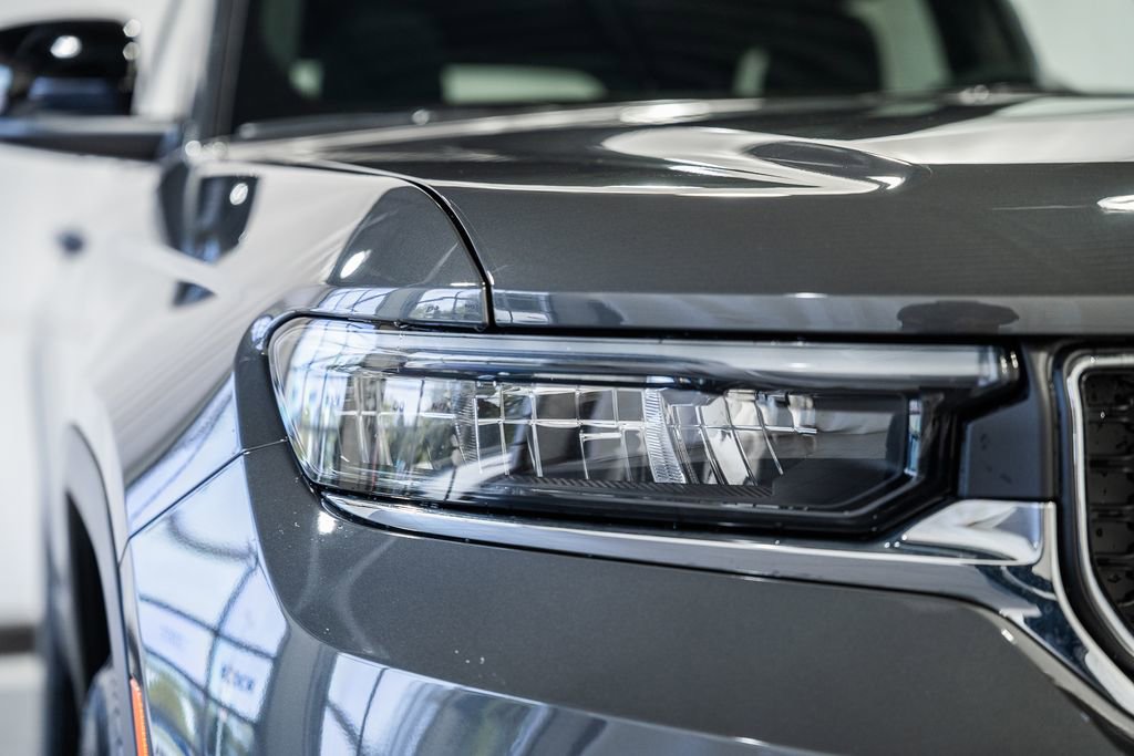 New 2026 Jeep Grand Cherokee Laredo X image 13