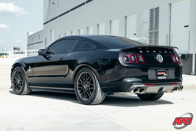 Used 2013 Ford Mustang Shelby GT500 RWD image 5