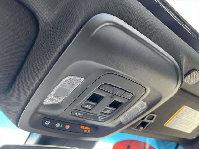 Used 2025 Cadillac CT4 Premium Luxury image 34