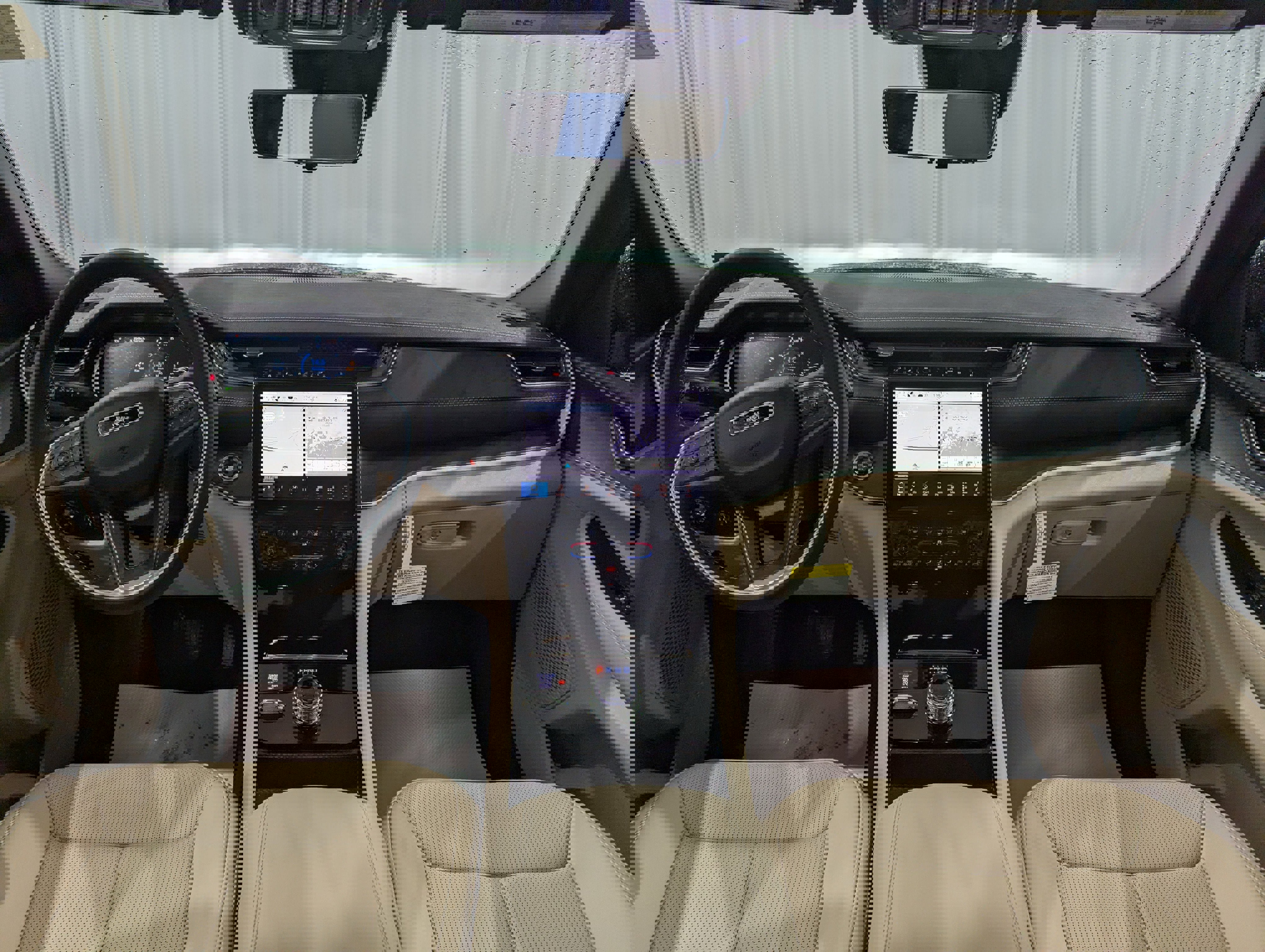 New 2025 Jeep Grand Cherokee Limited w/ Luxury Tech Group II image 13